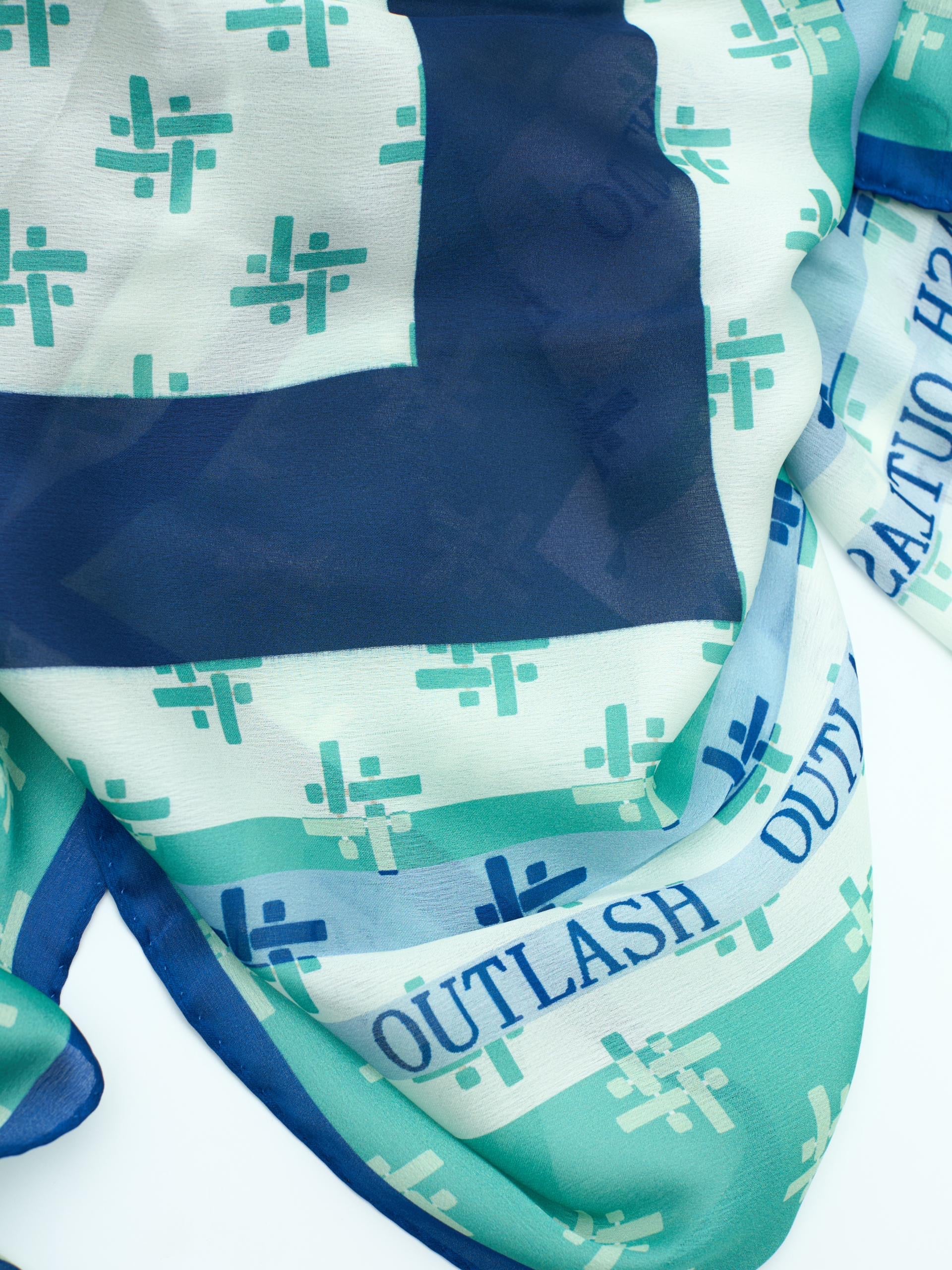 SPRING Scarf in green