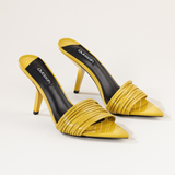 DONNA HEELS IN Mustard yellow