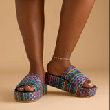 VEDA PLATFORM SLIDES IN BLUE