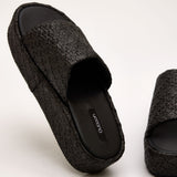 VEDA PLATFORM SLIDES IN BLACK