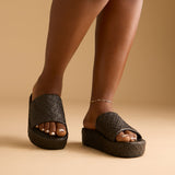 VEDA PLATFORM SLIDES IN BLACK