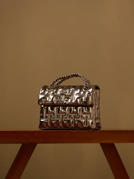 ZOYA FLAP BAG IN PLATINUM (SMALL) – Outlash brand