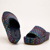 VEDA PLATFORM SLIDES IN BLUE