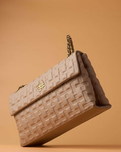 ZOYA FLAP BAG IN NUDE (XL)