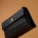 ZOYA FLAP BAG IN BLACK (XL)