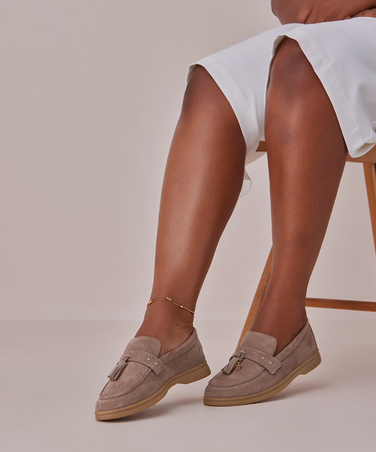 ASHTON LOAFERS IN BIEGE